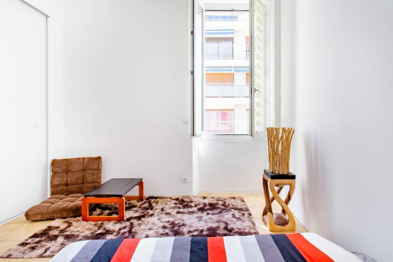 Room Rental In Apartment In Marseille Ngoại thất bức ảnh